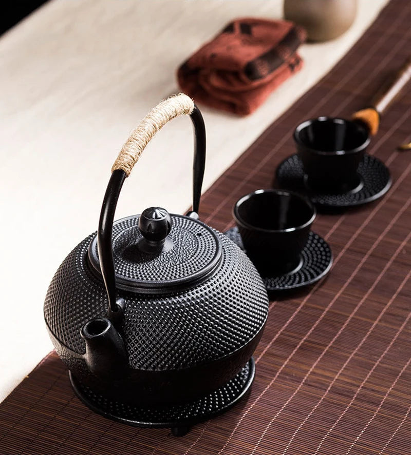 Tetera de hierro con infusor de acero inoxidable, tetera de hierro fundido para hervir agua y té oolong, 600/800/1200 ml