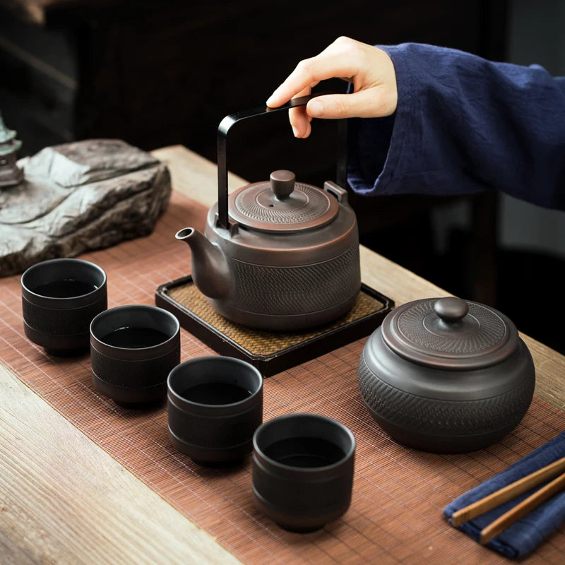 Large Ceramic Teapot - 750ML Handcrafted Tea Maker