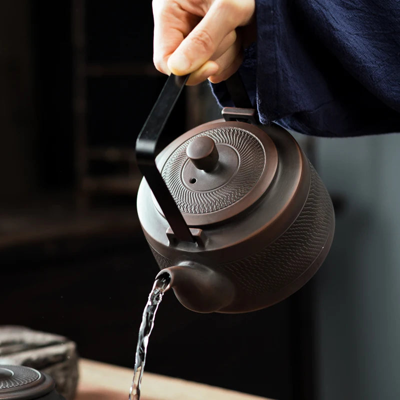 Large Ceramic Teapot - 750ML Handcrafted Tea Maker