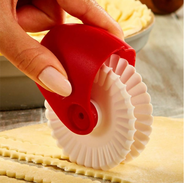 Pastry Dough Lattice Cutter Pizza Pie Decoration Gadget Plastic Roller Wheel Cutter