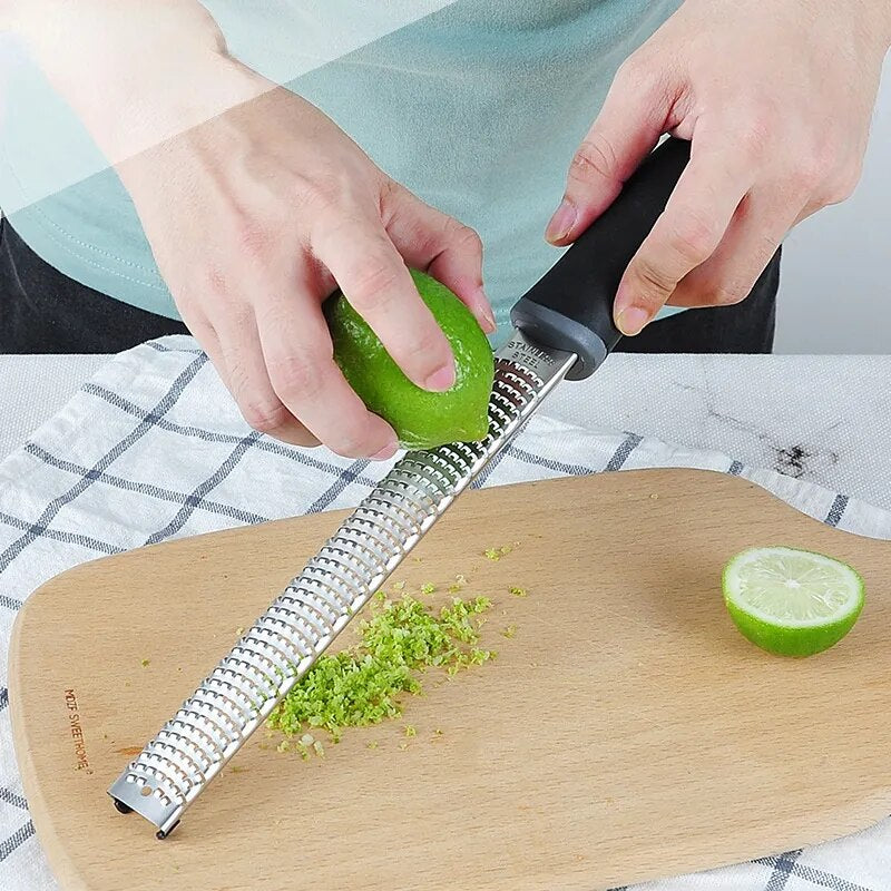 Mill Cheese Grater Stainless Steel Lemon Zester Citrus Ginger Garlic Grater Long Handle Vegetables Kitchen Tool Manual