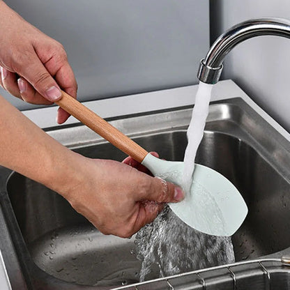 19Pcs Silicone Non-Stick Cookware Utensils Set Wooden Handle Spatula Egg Beaters Kitchenware Heat Resistant Kitchen Accessories
