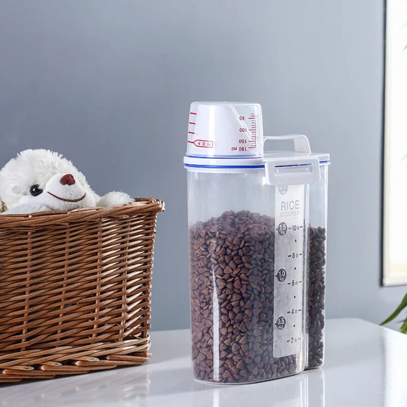 2/1.5kg Food Pail Plastic Storage Tank with Measuring Cup Container Moisture-proof Sealed Jar Pet Supplies Accessories